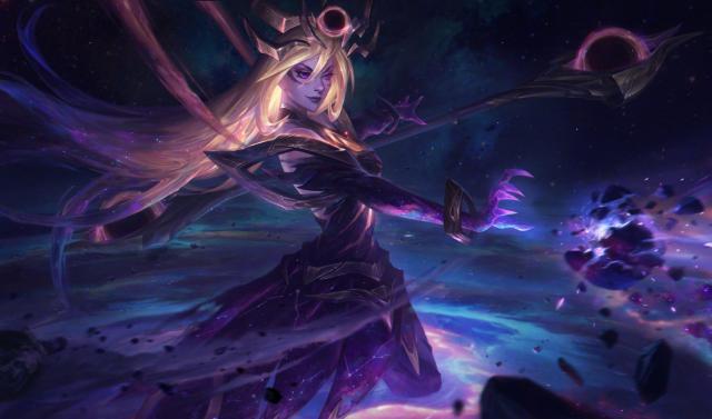 Lux's Cosmic Duty and Dark Ambition in League of Legends