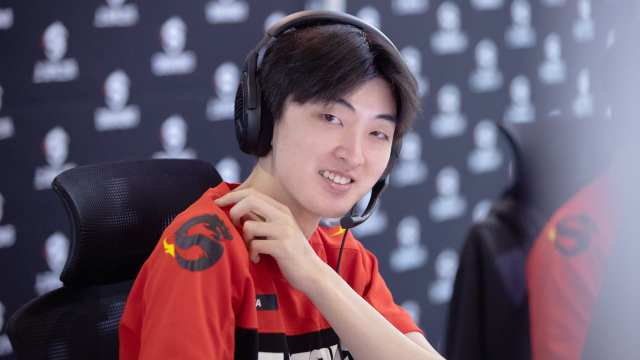 Shanghai Dragons' Fleta, who helped his team get to the top of the Overwatch League power rankings