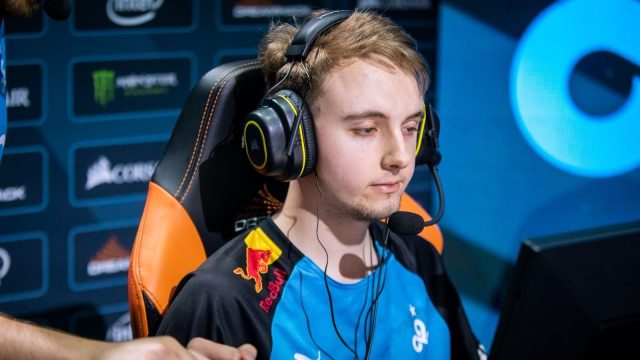 floppy at dreamhack before joining Complexity cs:go roster