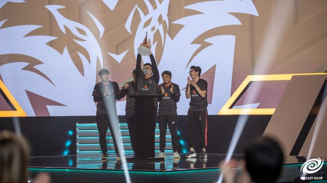 Boom Esports lifts GAMERS GALAXY trophy after beating Tundra Esports in Dota 2 tournament